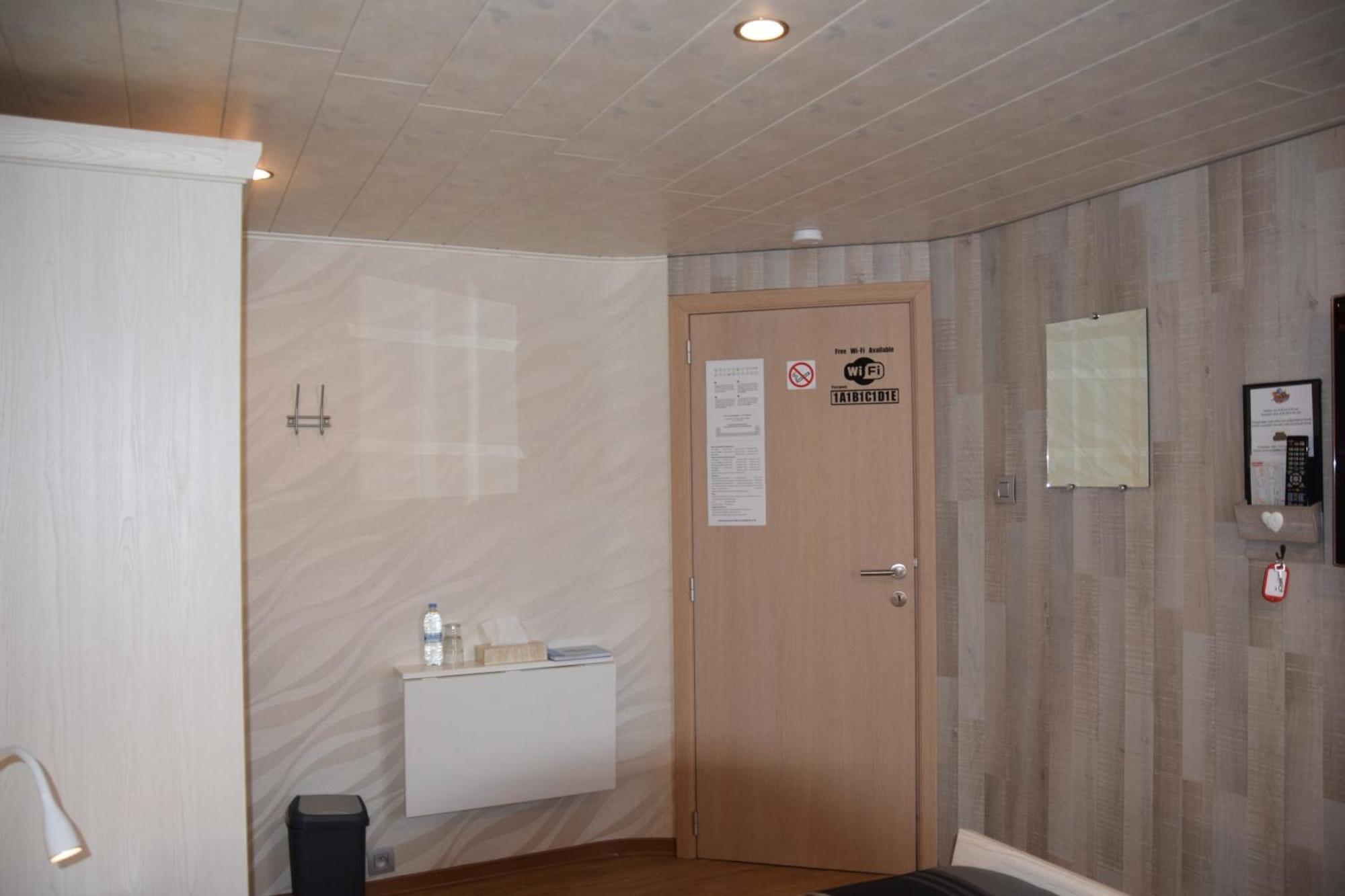 B&B Jo - Li Diepenbeek Esterno foto